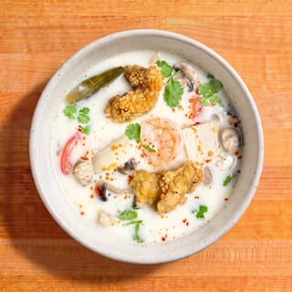 Tom Kha