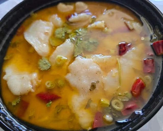 Pickle Cabbage with Fish Filet Soup (老坛酸菜鱼).
